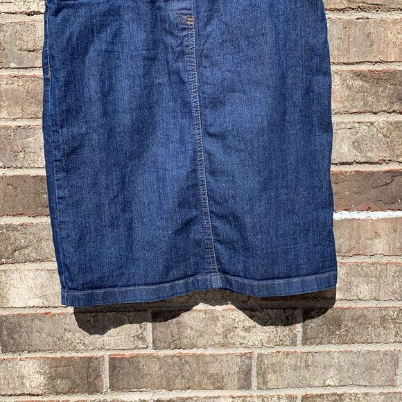 Take 50% OFF- Westbound Denim Blue Women's Skirt, Size-6 - Picture 4 of 7
